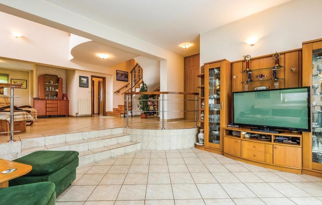דירות קוסטרנה Lux Apartman Leo מראה חיצוני תמונה